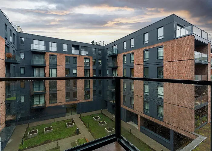 Chwaliszewo Elegant With Balcony In By Renters Apartment