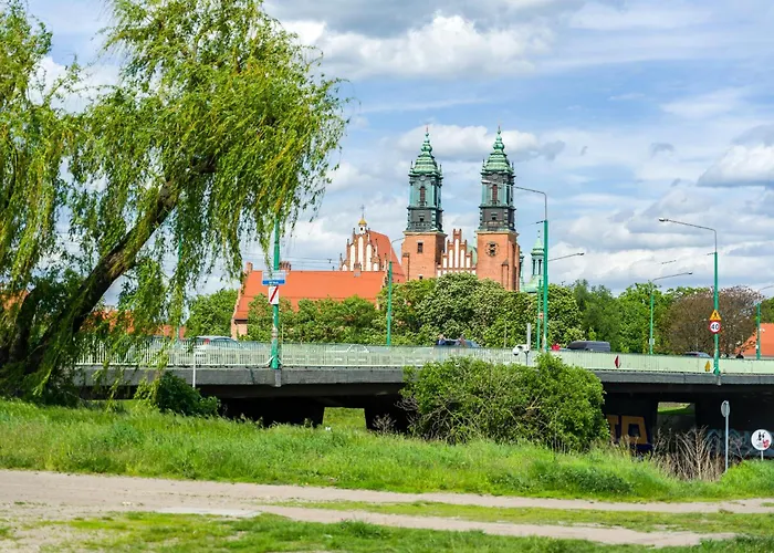 Chwaliszewo Elegant With Balcony In By Renters Poznan