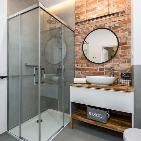 Appartement Chwaliszewo Elegant With Balcony In By Renters *